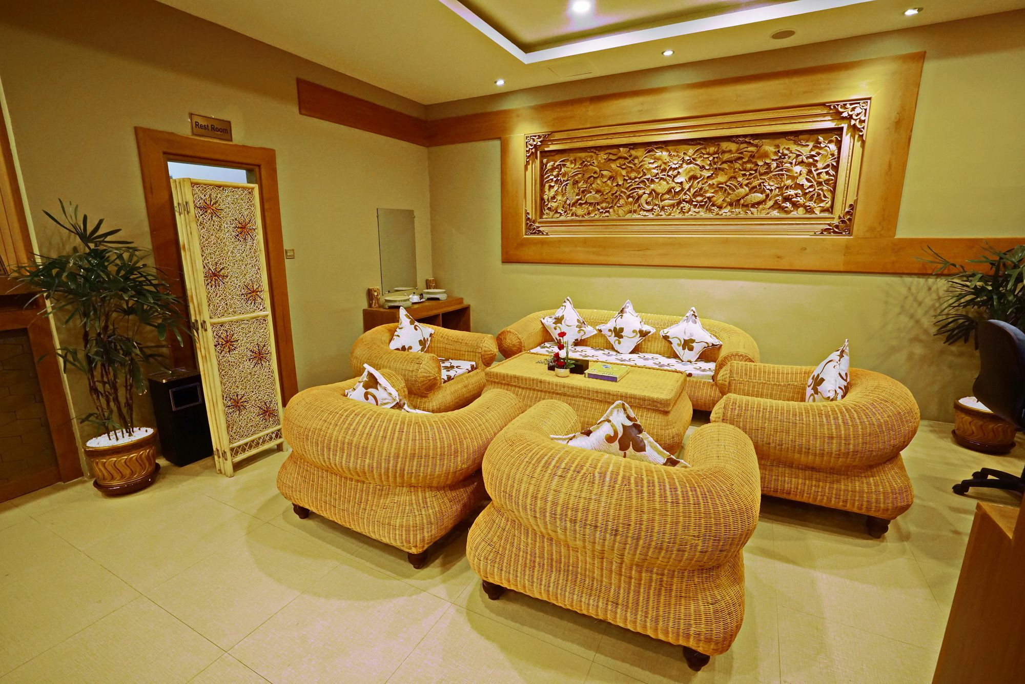 The Hotel Nova Mandalay Exterior photo